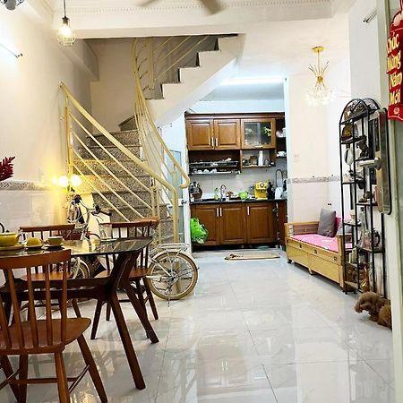 Homestay Ms. Hoa Хошимин Экстерьер фото