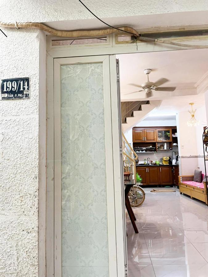 Homestay Ms. Hoa Хошимин Экстерьер фото