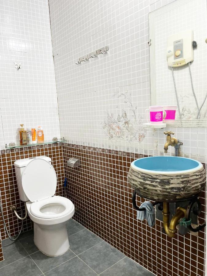 Homestay Ms. Hoa Хошимин Экстерьер фото