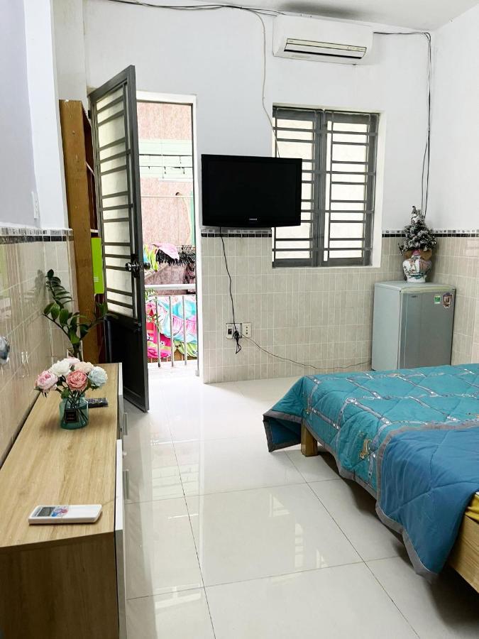 Homestay Ms. Hoa Хошимин Экстерьер фото